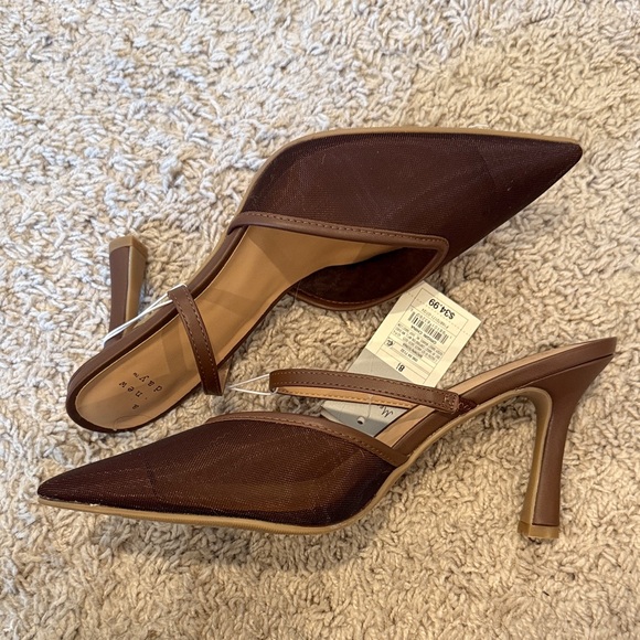 A New Day Women's mesh Brown Pointed-Toe Mules - Picture 2 of 2